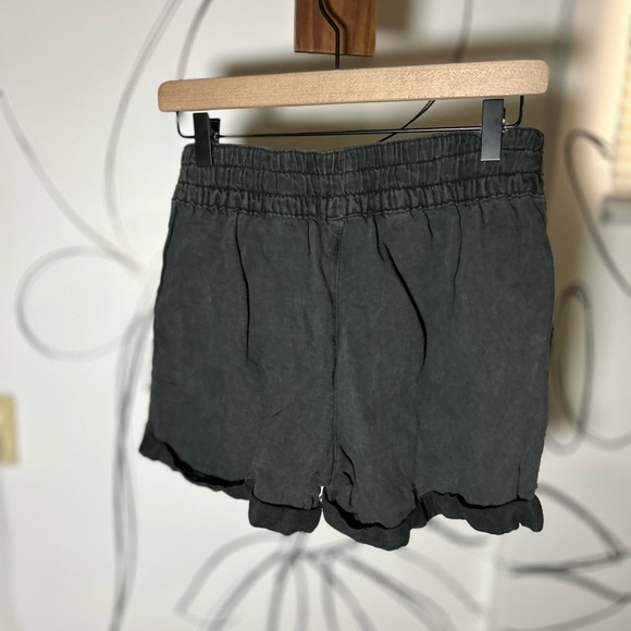 Aerie Dark Gray/Washed Black, Exposed Button High Waist, Partial Elastic Band S - Picture 5 of 6